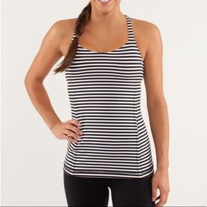 Lululemon, Free To Be Tank